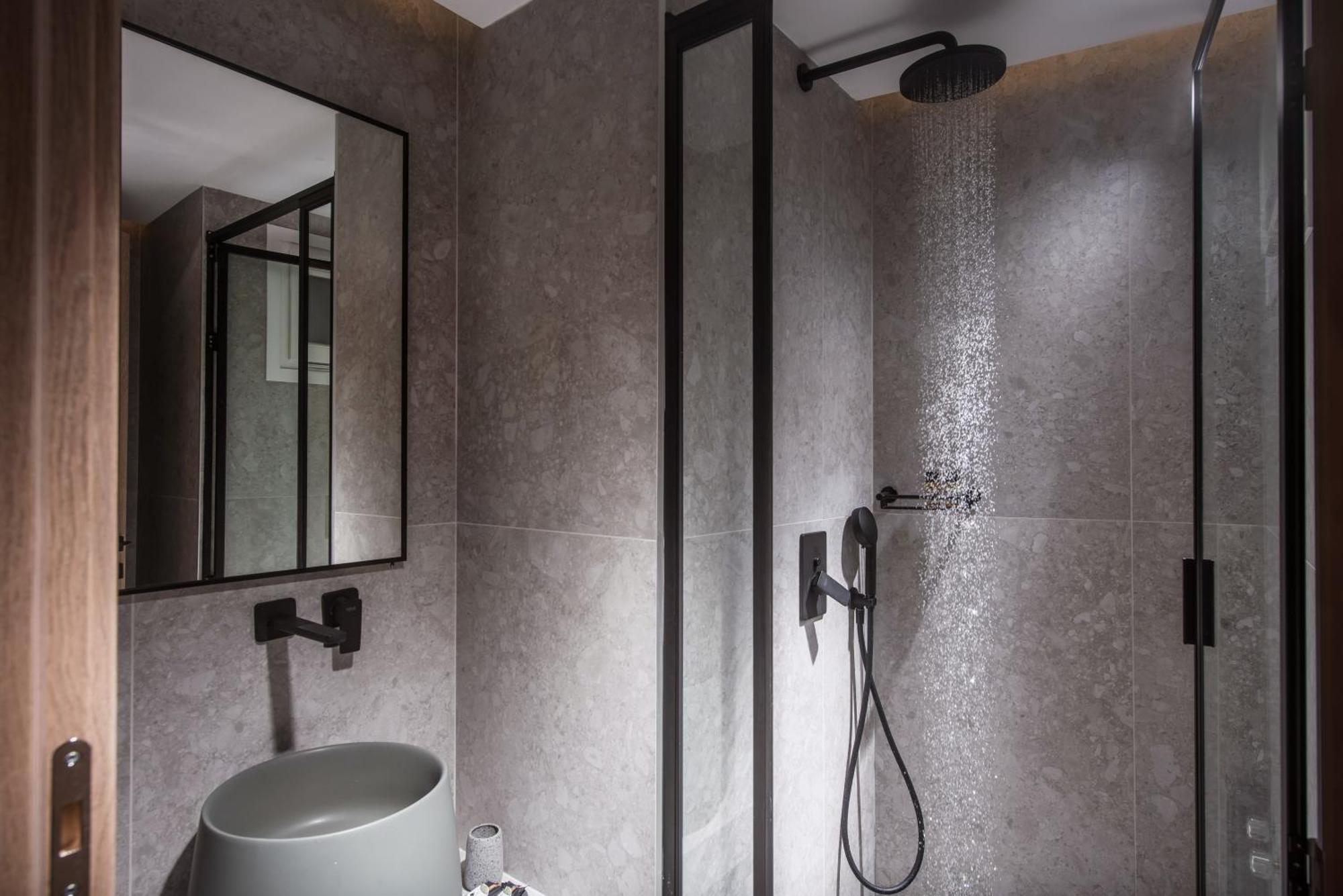 شقة King'S Blue , Superior Living كاندية المظهر الخارجي الصورة