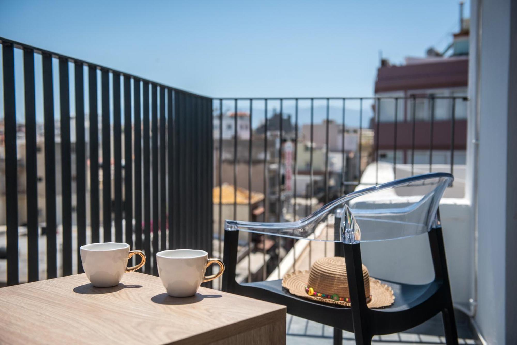 شقة King'S Blue , Superior Living كاندية المظهر الخارجي الصورة